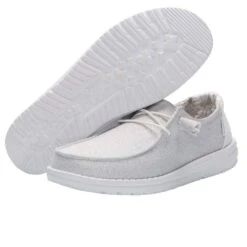 Wendy Stretch - Sparkling White 10 Wendy Stretch - Sparkling White -Daily Footwear Shop 121410161 WENDY STRETCH SPARKLING WHITE 03 8f9d591c b6b5 4e86 addc 3808208899a3