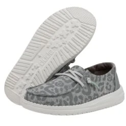 Wendy Youth - Cat Eye Grey 10 Wendy Youth - Cat Eye Grey -Daily Footwear Shop 40106 1GG WENDY YOUTH CAT CAT EYE GREY LEFT 3